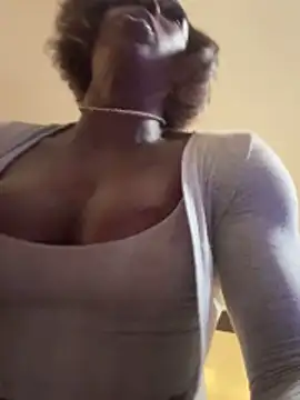 Motherbigbus online show from 6, 3, 2026