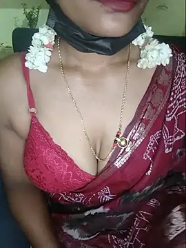 Snapshot of Premalatha_28 chatting on 23, 7, 2026 Premalatha 28 online show from 23, 7, 2026