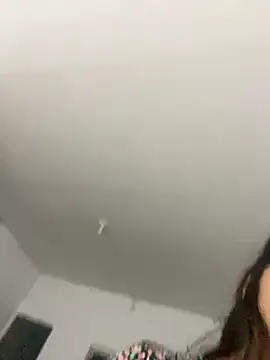 Snapshot of Lara_o chatting on 16, 11, 2025 Lara o online show from 16, 11, 2025