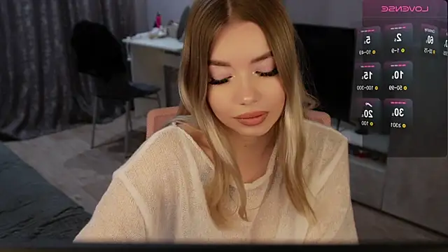 Snapshot of maymaymaymayy chatting on 17, 11, 2025 maymaymaymayy online show from 17, 11, 2025