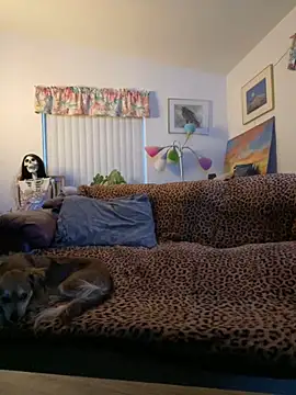 Snapshot of tsashelayamylynzy chatting on 18, 11, 2025 tsashelayamylynzy online show from 18, 11, 2025