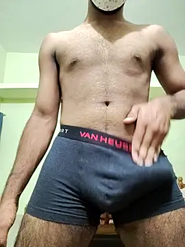 Yournextdoorboy online show from 18, 6, 2026