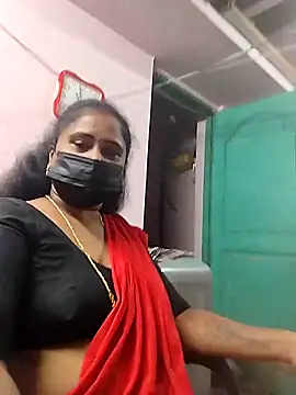 Snapshot of Tamil_devagi chatting on 17, 11, 2025 Tamil devagi online show from 17, 11, 2025