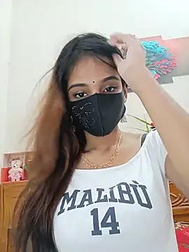 Snapshot of Sexy-Jara1 chatting on 4, 7, 2026 Sexy-Jara1 online show from 4, 7, 2026