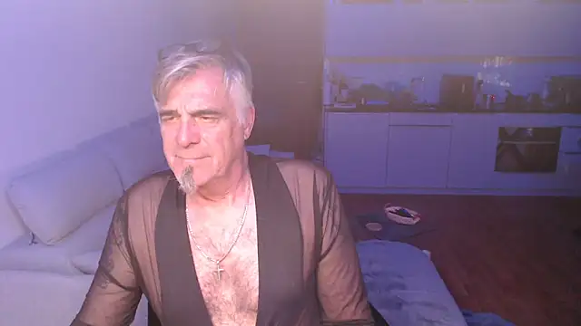 Buidapest online show from 4, 4, 2026