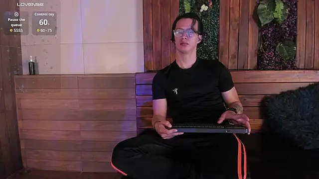 Brandon starkk online show from 12, 3, 2026