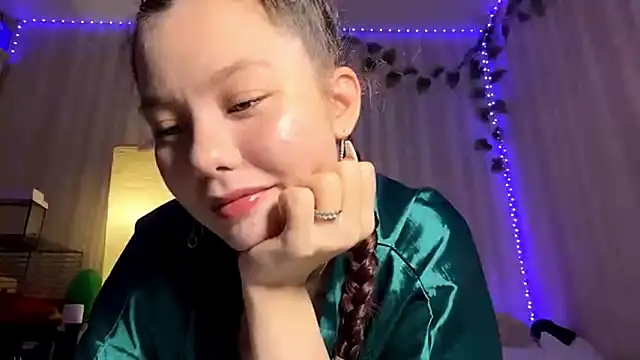 Snapshot of CutieSlim chatting on 22, 2, 2026 CutieSlim online show from 22, 2, 2026