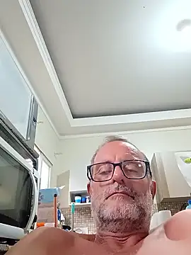 Snapshot of nard53 chatting on 1, 2, 2026 nard53 online show from 1, 2, 2026