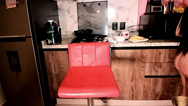 latinbitch online show from 7, 3, 2026