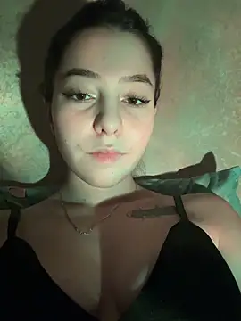 Anoraaa8A online show from 11, 3, 2026