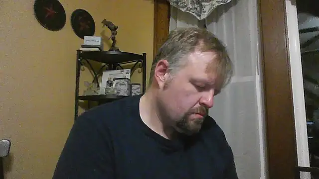 Snapshot of TheOneDonShaun chatting on 15, 12, 2025 TheOneDonShaun online show from 15, 12, 2025