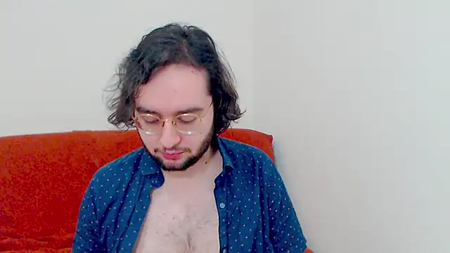 Snapshot of eren_jaeger2000 chatting on 21, 12, 2025 eren jaeger2000 online show from 21, 12, 2025