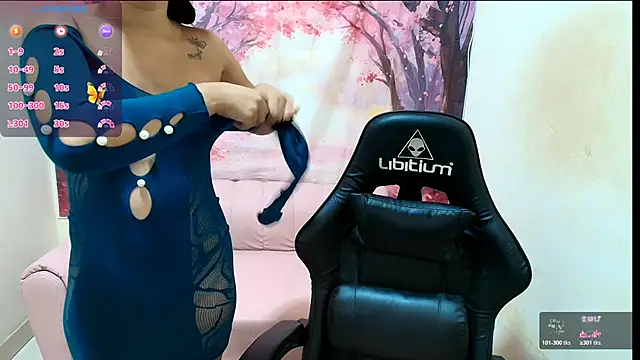 Emma latinasexy18 online show from 18, 2, 2026