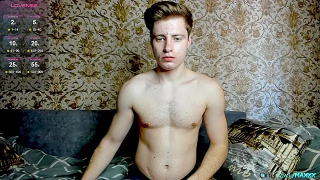 Maxhornyblondieman online show from 22, 3, 2026