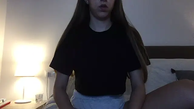 Snapshot of Martimartinaxx chatting on 25, 6, 2026 Martimartinaxx online show from 25, 6, 2026