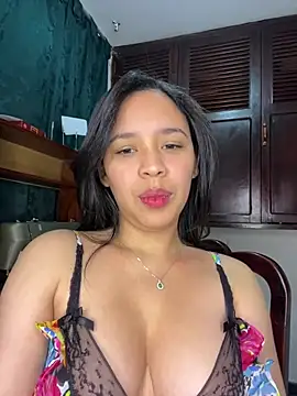 Esmerald 1111 online show from 4, 2, 2026