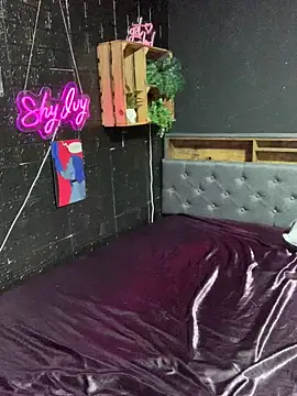 Shy-Ivy online show from 26, 3, 2026