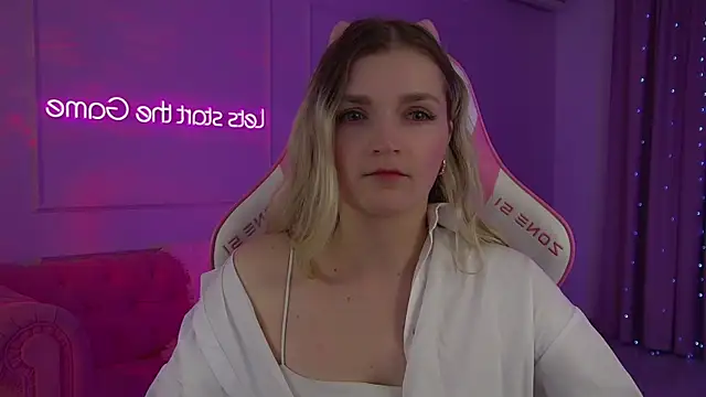 Snapshot of AnnyRaii chatting on 2, 3, 2026 AnnyRaii online show from 2, 3, 2026