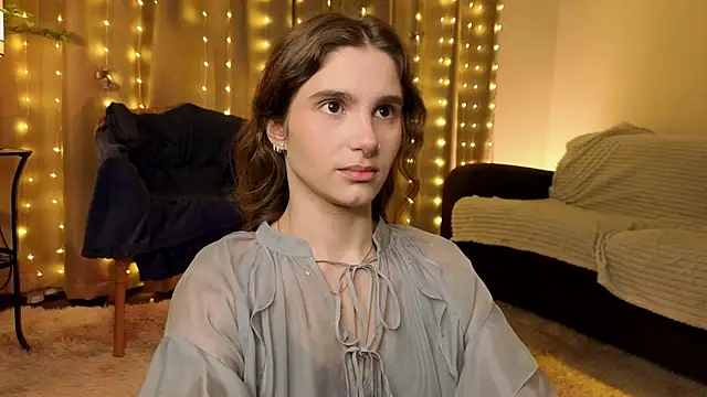 RozanneJordan online show from 6, 4, 2026