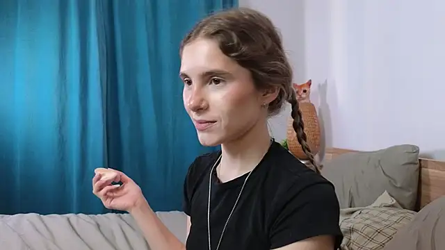 Snapshot of RozanneJordan chatting on 16, 7, 2026 RozanneJordan online show from 16, 7, 2026