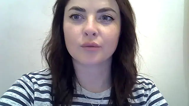 Snapshot of Darkroseq chatting on 24, 11, 2025 Darkroseq online show from 24, 11, 2025