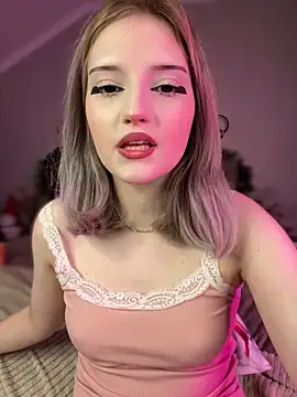 YunnaTyan online show from 13, 12, 2025