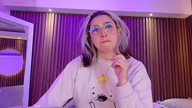 GabyRose9 online show from 15, 3, 2026