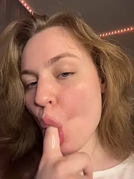 Snapshot of _whorimi chatting on 14, 12, 2025 whorimi online show from 14, 12, 2025