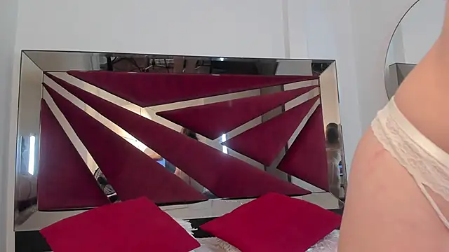 Snapshot of MarieTaylor_ chatting on 20, 11, 2025 MarieTaylor online show from 20, 11, 2025