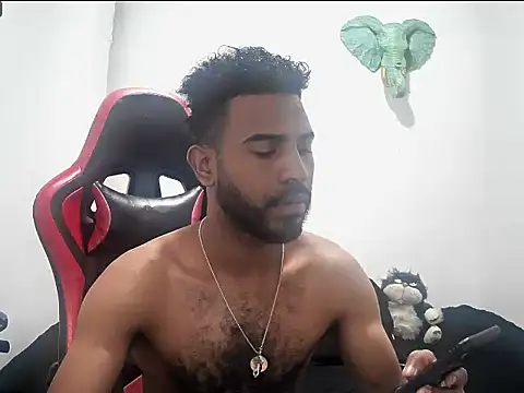 Snapshot of alberthot11 chatting on 23, 11, 2025 alberthot11 online show from 23, 11, 2025