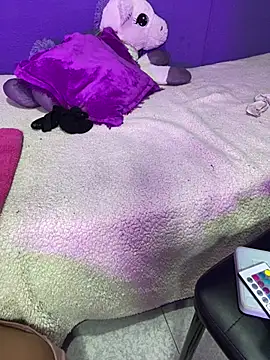 Violeth 00 online show from 28, 7, 2026