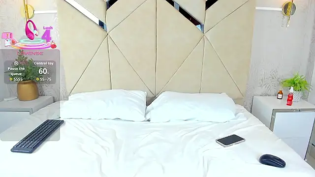 NathalieRoss1 online show from 6, 1, 2026