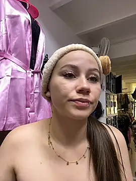 Snapshot of MiaWhiteBunny chatting on 24, 4, 2026 MiaWhiteBunny online show from 24, 4, 2026