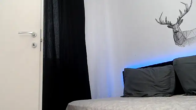 sweetl30 online show from 11, 4, 2026