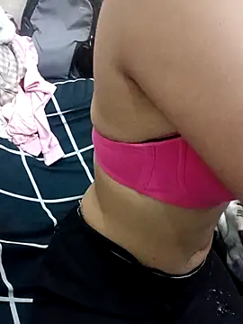 Snapshot of pure_beauty03 chatting on 14, 12, 2025 pure beauty03 online show from 14, 12, 2025