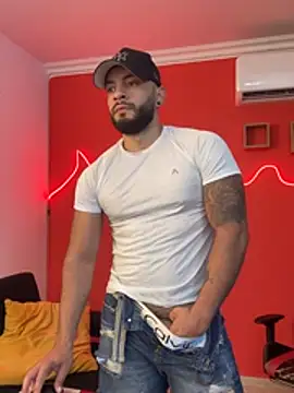 Snapshot of Mike_savage3 chatting on 16, 1, 2026 Mike savage3 online show from 16, 1, 2026