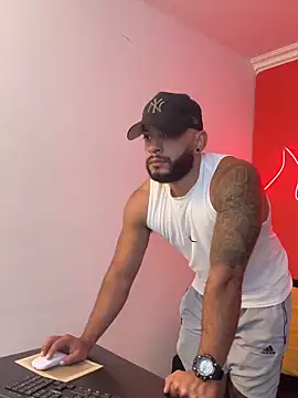 Snapshot of Mike_savage3 chatting on 25, 2, 2026 Mike savage3 online show from 25, 2, 2026