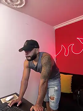 Snapshot of Mike_savage3 chatting on 3, 3, 2026 Mike savage3 online show from 3, 3, 2026