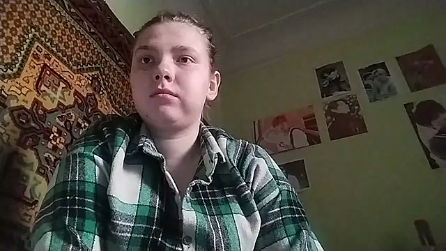 KikiBang online show from 16, 3, 2026