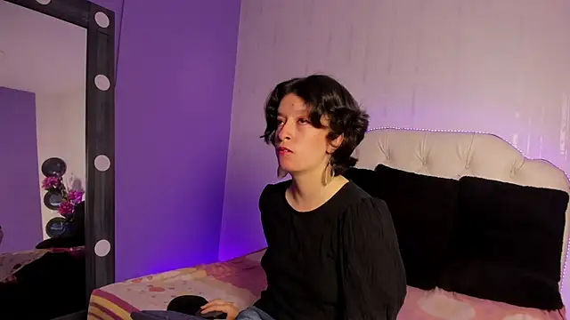 CoralAndOcean  online show from 4, 12, 2025