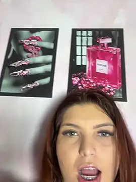 melyssaa23 online show from 14, 6, 2026
