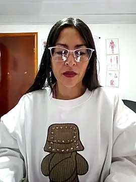 JustSamantha  online show from 12, 2, 2026