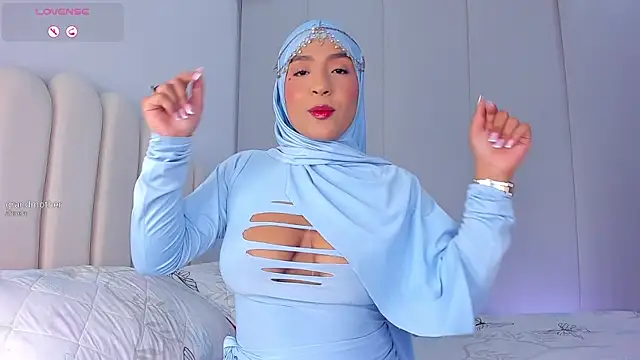 Amira-Zahra online show from 3, 8, 2026