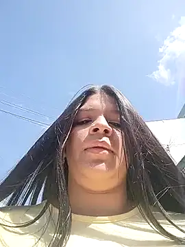 Layla-daring online show from 20, 3, 2026