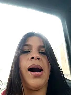 Layla-daring online show from 23, 4, 2026