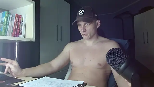 Poliglotjoe1 online show from 28, 11, 2025