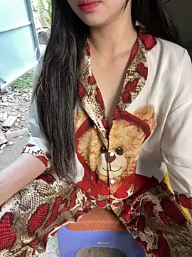 XndSeraphina online show from 4, 2, 2026