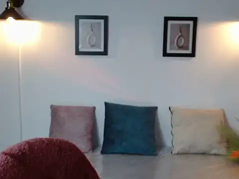 Juliana  lx online show from 12, 1, 2026