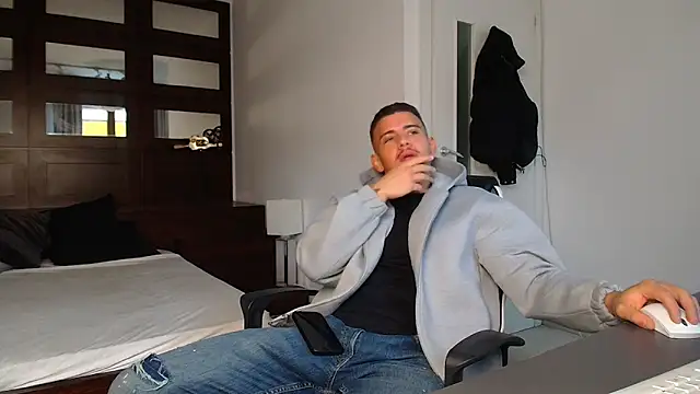 Snapshot of ElijahThorne chatting on 3, 2, 2026 ElijahThorne online show from 3, 2, 2026