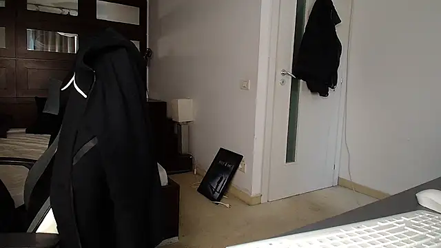 Snapshot of ElijahThorne chatting on 26, 2, 2026 ElijahThorne online show from 26, 2, 2026